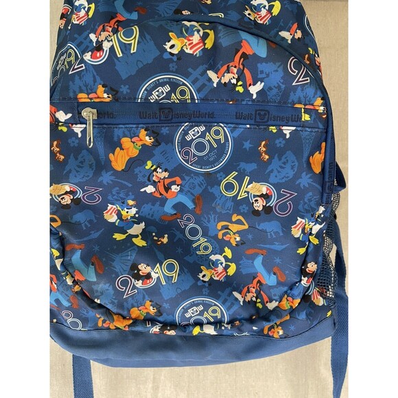 Walt Disney World 2019 Mickey & Friends 4 Park Icons Backpack - Picture 4 of 5